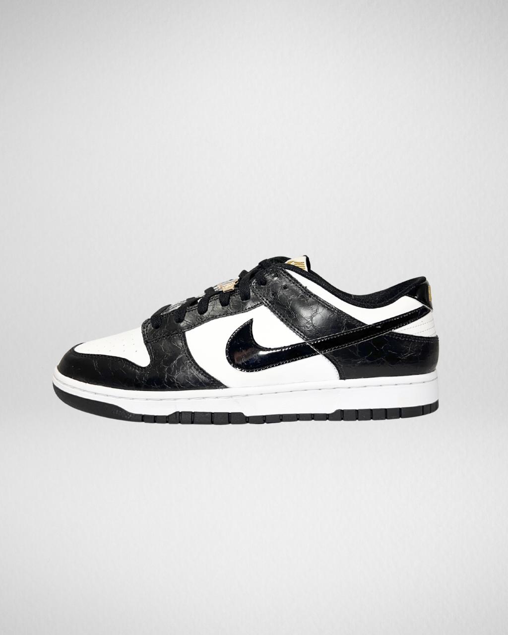 Nike Dunk Low SE World Champ