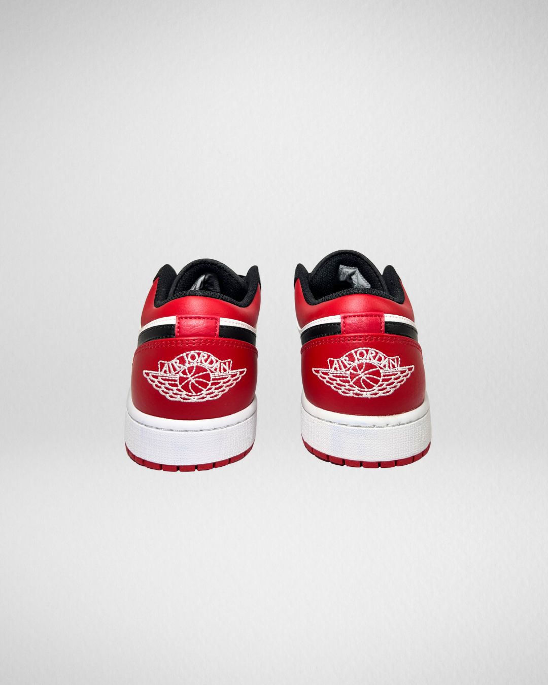 Jordan 1 Low Bred Toe