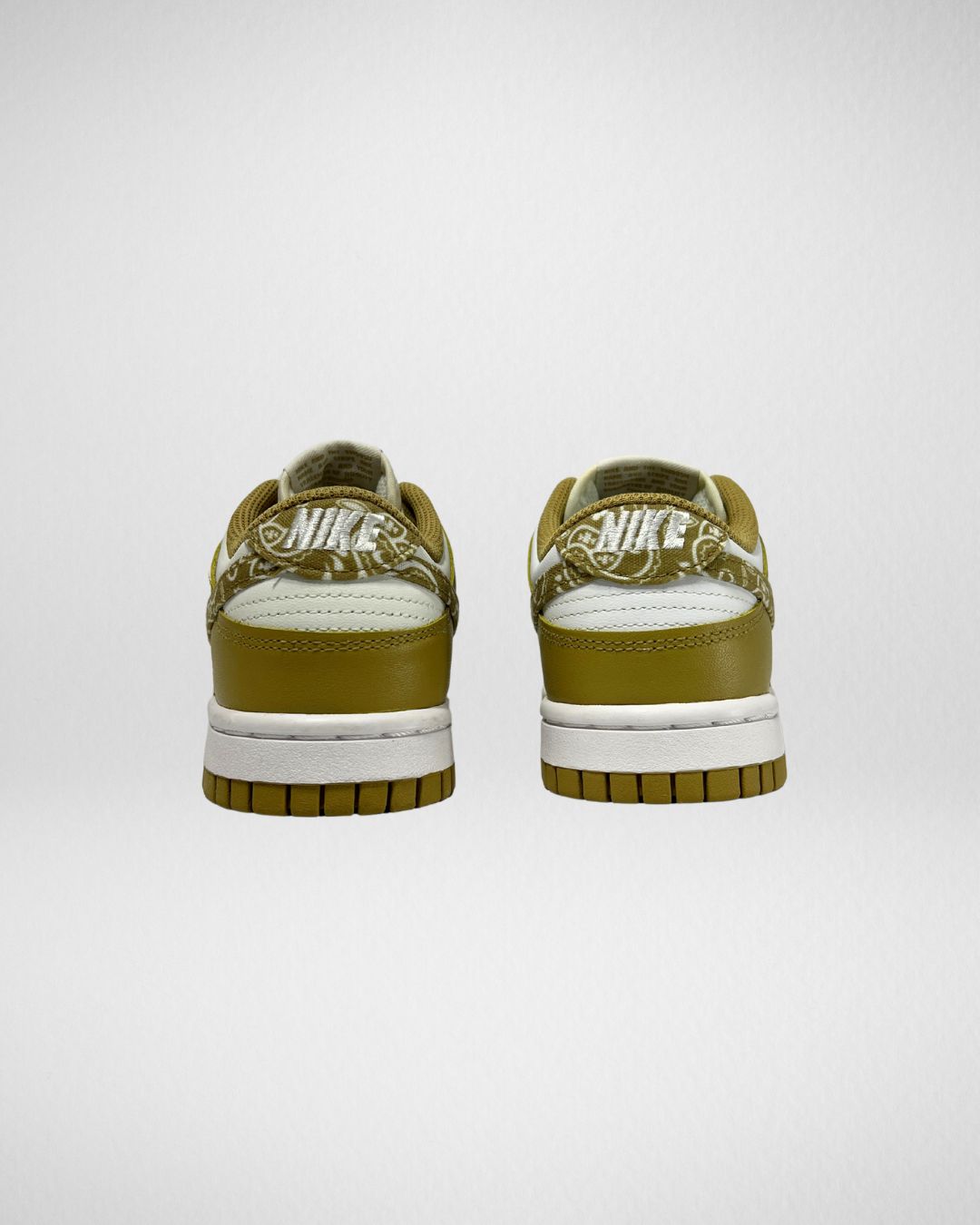 Nike Dunk Low Essential Paisley