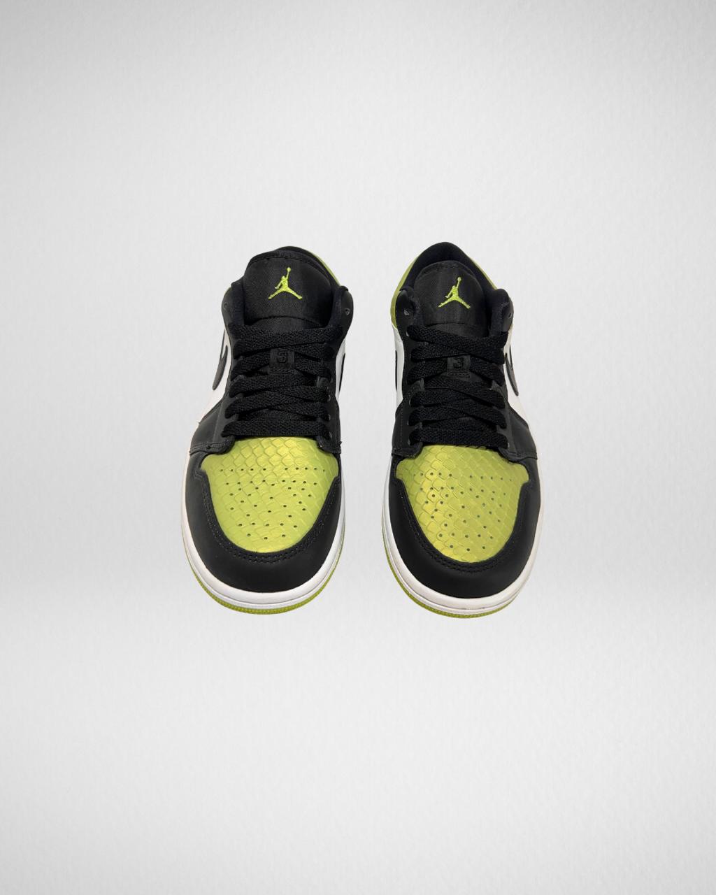 Jordan 1 Low Snakeskin Vivid Green