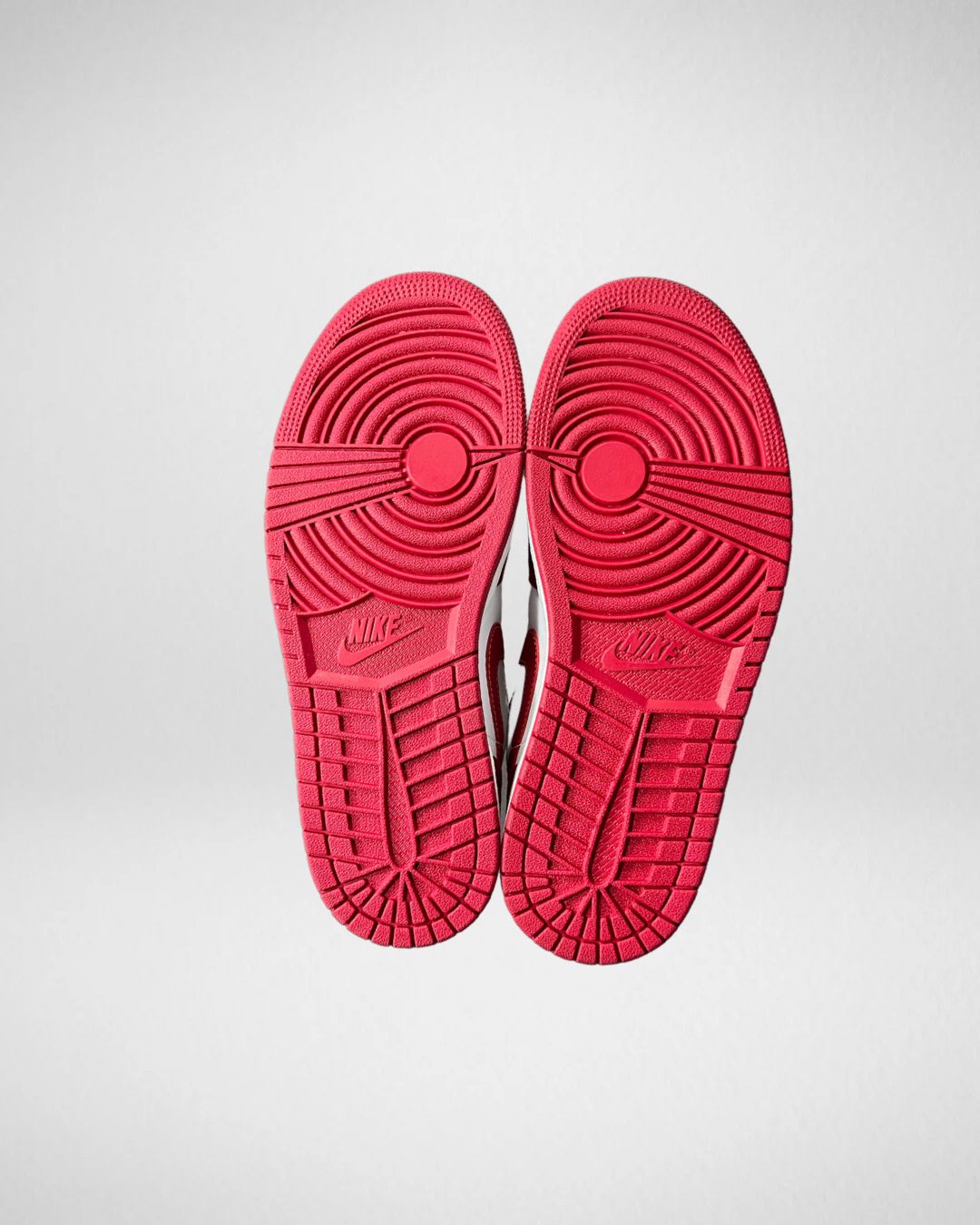 Jordan 1 Low Cardinal Red