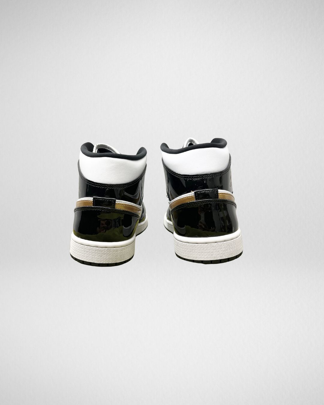 Air Jordan 1 Mid SE Black Gold Patent