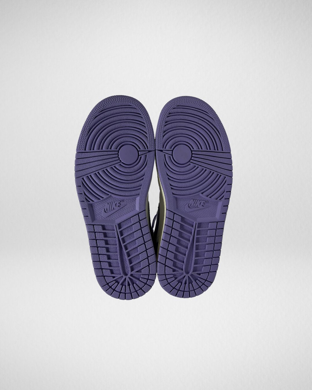 Jordan 1 Mid Action Grape