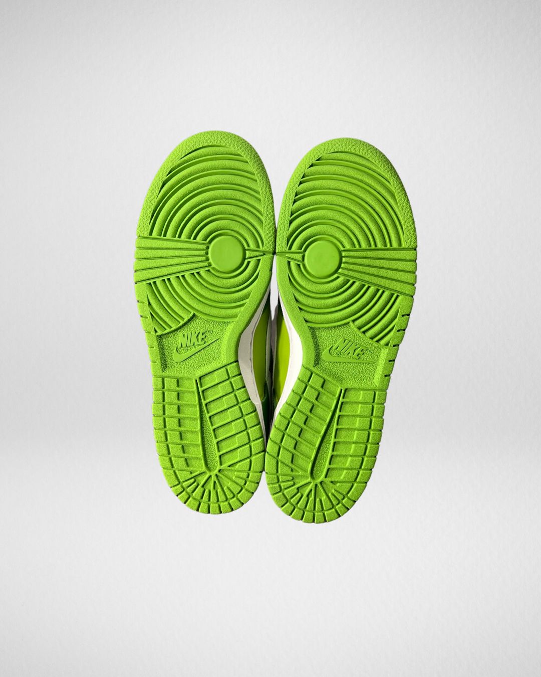 Nike Dunk Low chlorophyll
