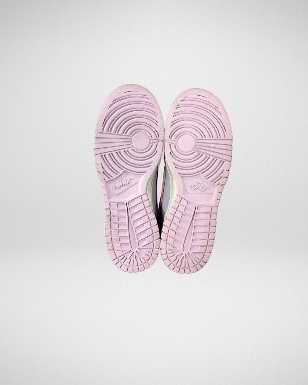 Nike Dunk Low Easter 2022