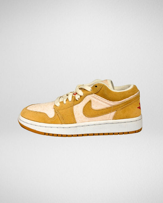 Jordan 1 Low SE Conduroy