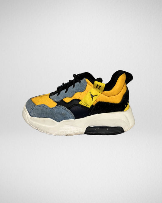 Jordan MA2 TD University Gold