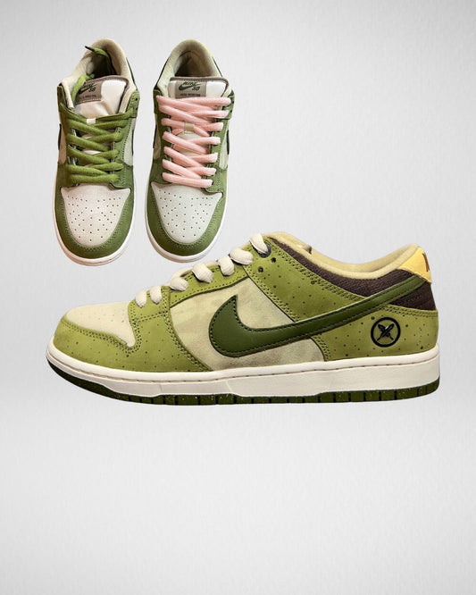 Nike SB Dunk Low Yuto Matcha
