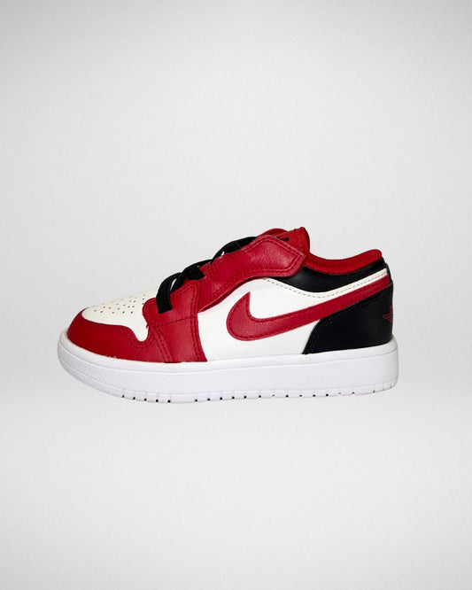 Jordan 1 Low Alt Bulls