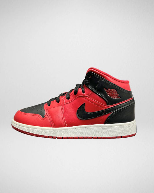 Jordan 1 Mid Reverse Bred
