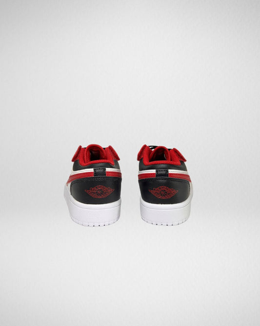 Jordan 1 Low Alt Bulls