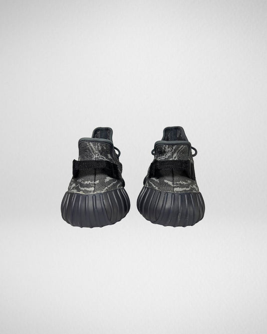 adidas Yeezy Boost 350 V2  Dark Grey