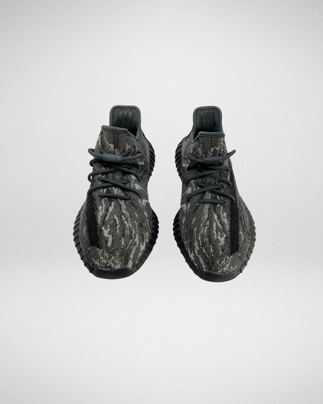 adidas Yeezy Boost 350 V2  Dark Grey