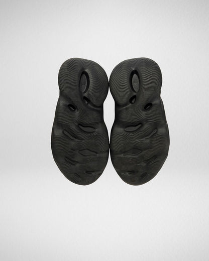 adidas Yeezy Foam Onyx