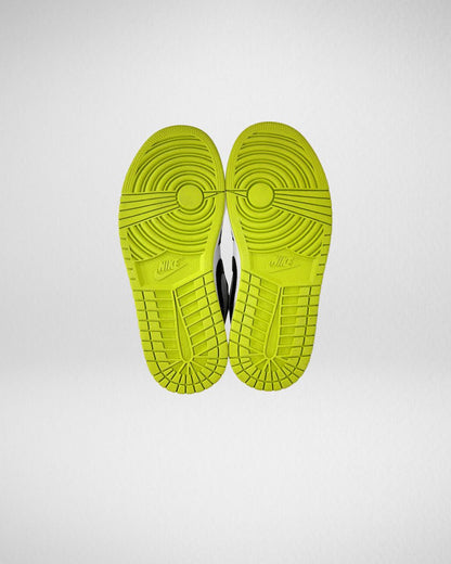 Jordan 1 Low Snakeskin Vivid Green