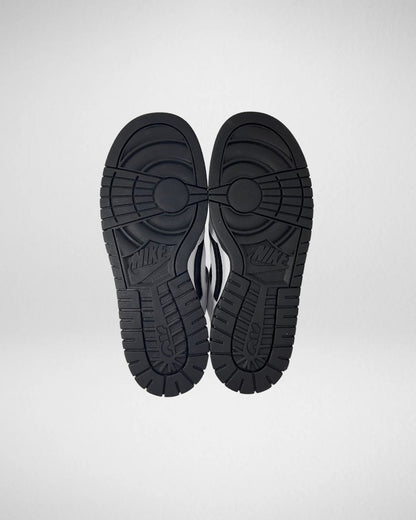 Nike Dunk Low Reverse Panda